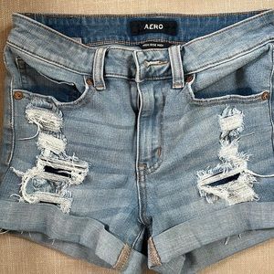 Young women’s AERO denim shorts